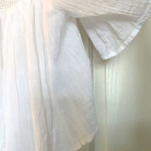 Beautiful white Lucky crop top with lace - Picture 6 of 7